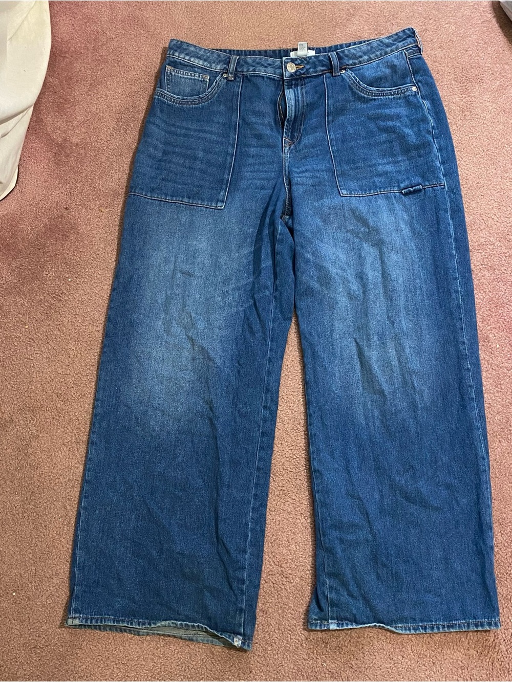 Forever 21 Women's Relaxed Wide-Leg Jeans in Blue Denim